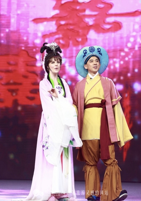 帅江南相约四面山,登爱情天梯见证爱情