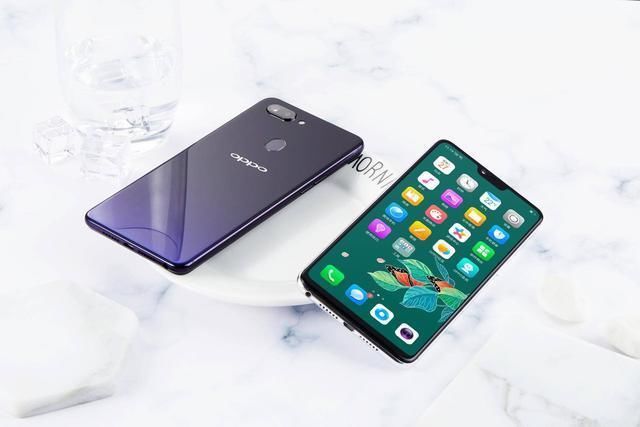 OPPO R15销量火爆,迪信通热销手机排行榜上