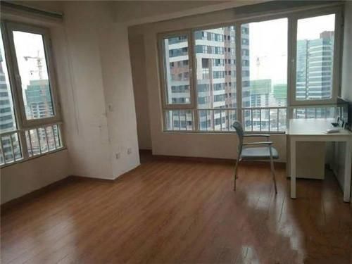 买房两梯四户选中间户还是边户?听专家一说,幸