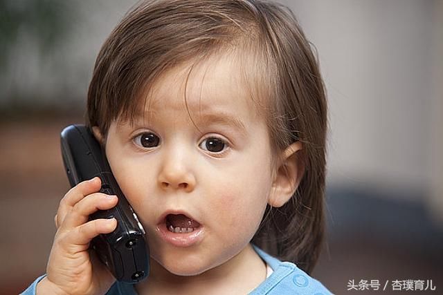 聪明的宝宝说话早?5招教宝宝学说话