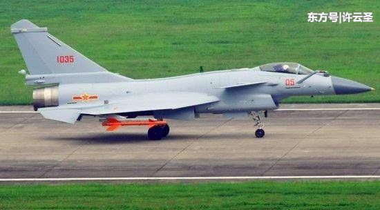 JF-17枭龙战斗机的国产引擎已经进入飞行测试