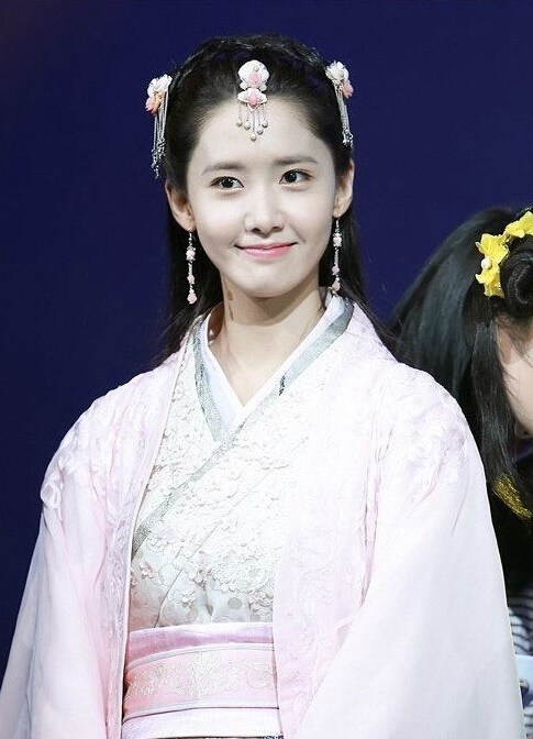 林允儿古装造型惊艳 范冰冰领衔40位女星古装PK
