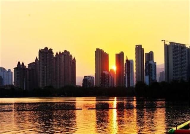 江西人均GDP最高的城市,南昌九江都不够格,竟