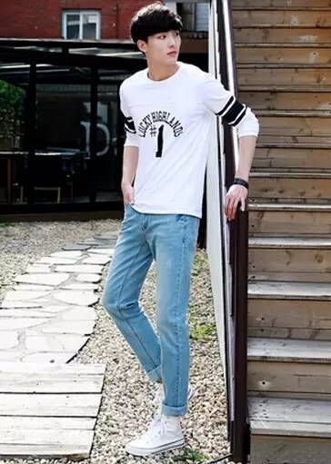 男士牛仔裤怎么搭配更加时尚有魅力