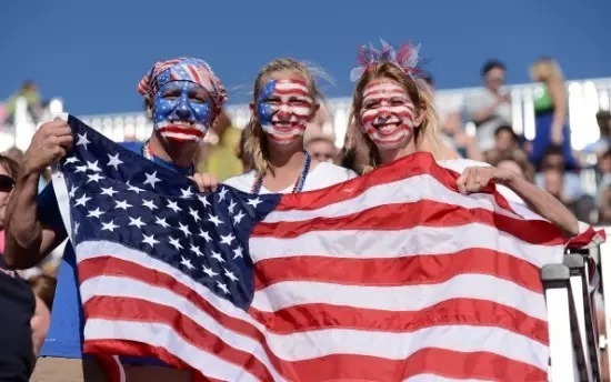 月时光:这些明星都赴美生子加入了美国国籍?原