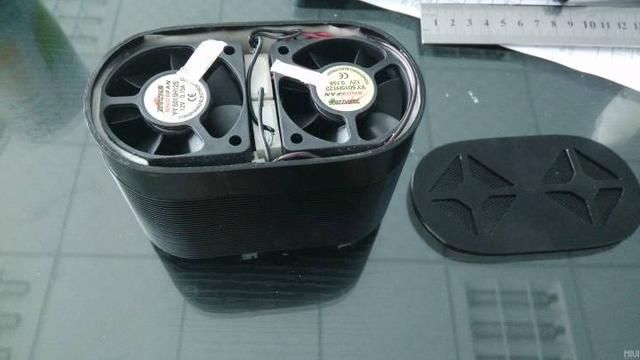 小米路由又是风扇又是贴片 路由器的散热就这