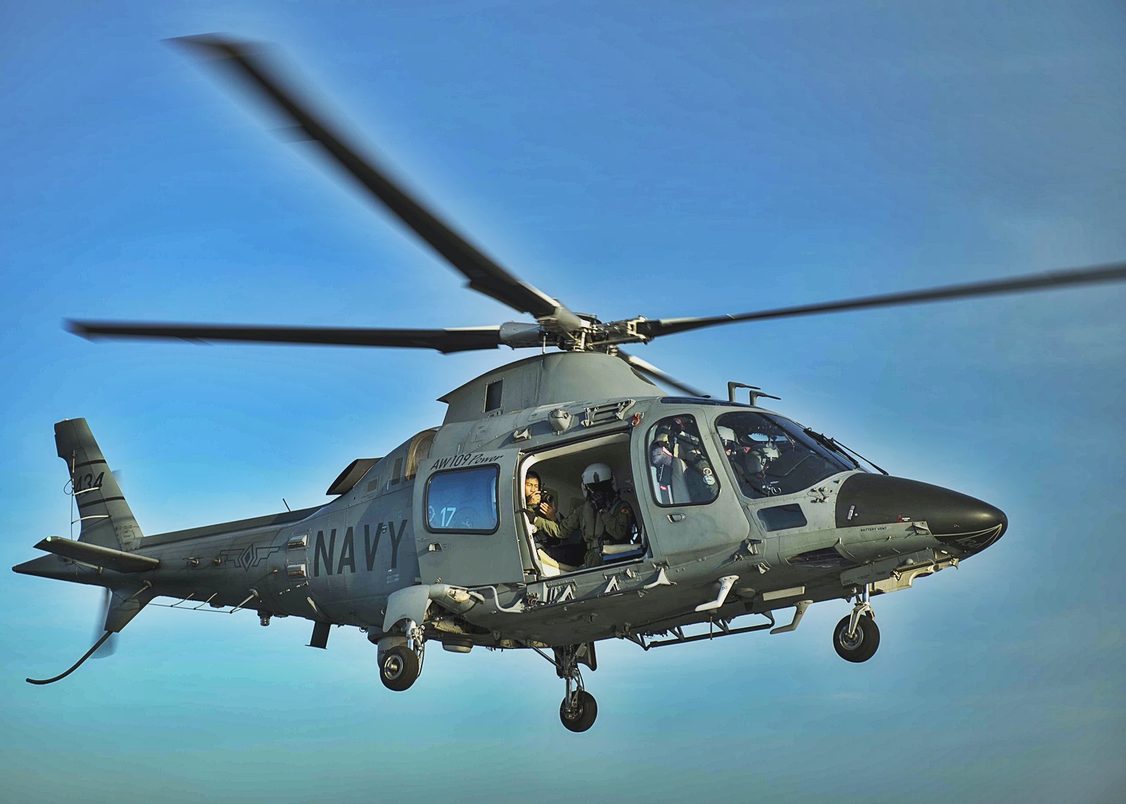 日本装甲车战后首次登上其他国家领土演习