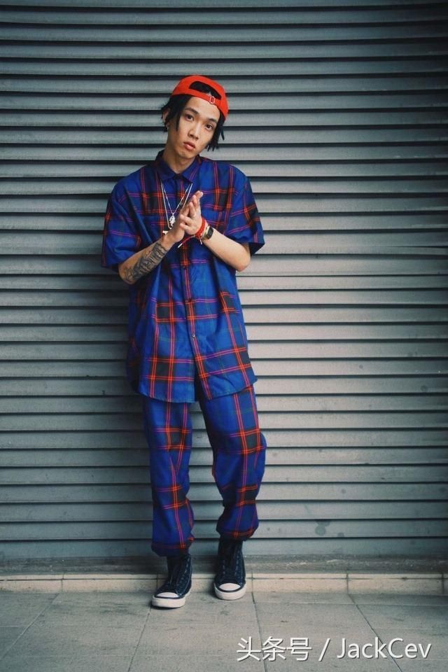 Tizzy T-谢锐韬:从货运站到码头,从798到广州,这