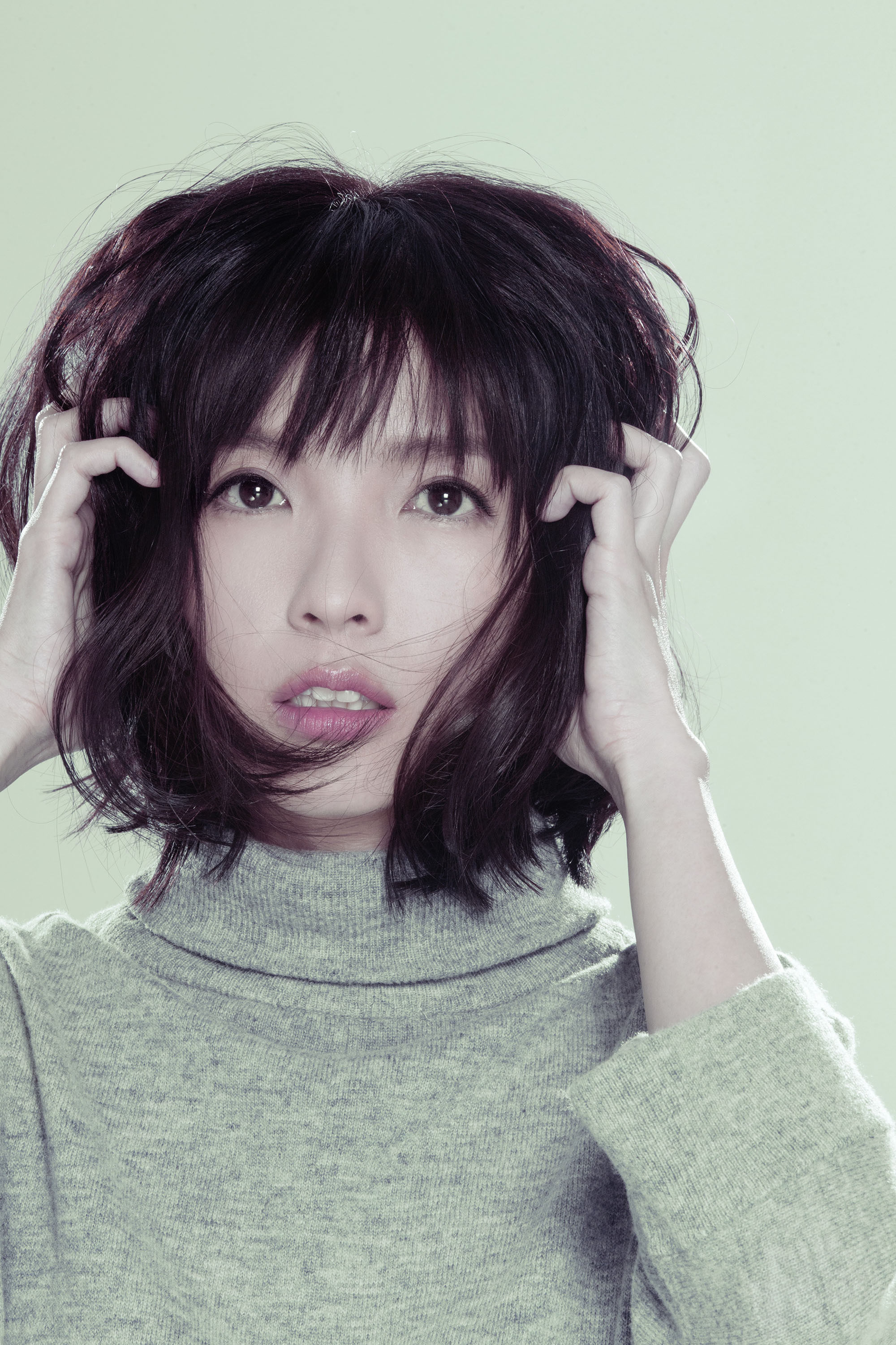 郭美美献声网剧片头曲 专属新歌首播