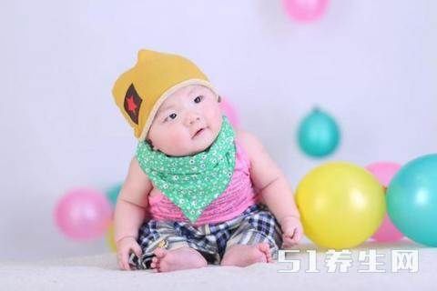 怎样分辨宝宝缺钙还是缺锌, 一看便知