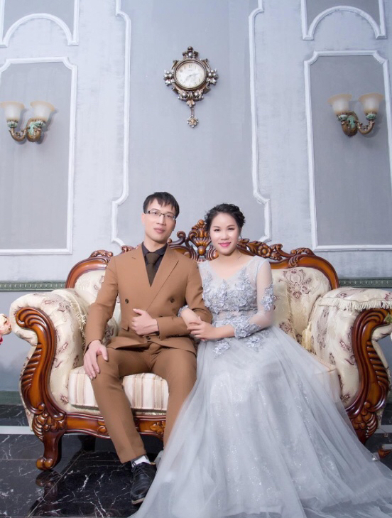 "南方韩寒"丘文亮结婚,没有财却用才华pk土豪婚礼