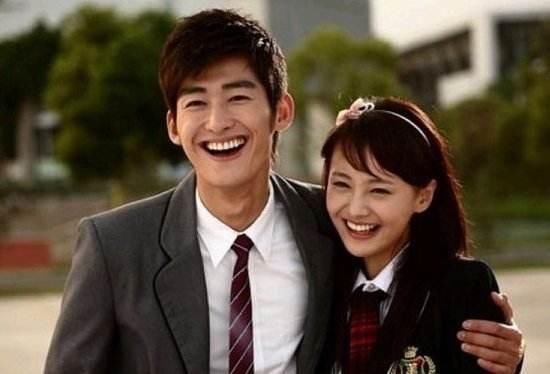 《蒲公英之恋》还没上映:分手后的郑爽张瀚同