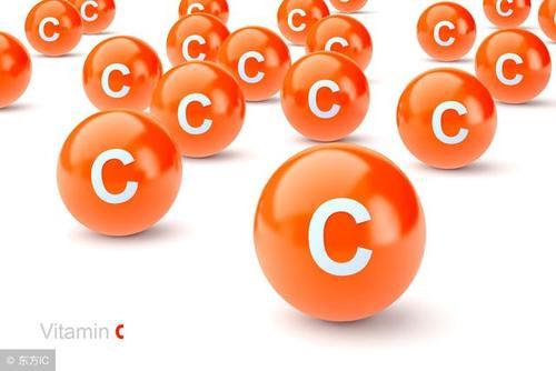 柠檬片和枸杞一起泡水喝,酸酸甜甜,还能把4个