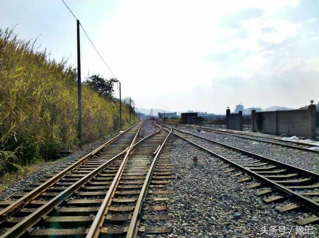 河南有个经济塌陷区,一直以来好像中了魔咒