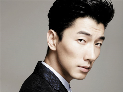 网曝张亮假离婚 终于真相了,原来是这样! 网曝张亮假离婚只为给寇静补婚礼 官宣内文露端倪(图1)