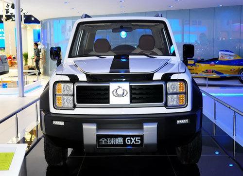 吉利全新小型越野车全球鹰GX5 报价8W竞争吉姆尼