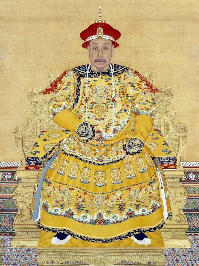 也就是这次会面后,图尔都将27岁的伊帕尔罕氏送入宫中.