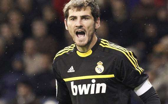 主教练劳尔!那些年皇马的八大天王仅剩一人还