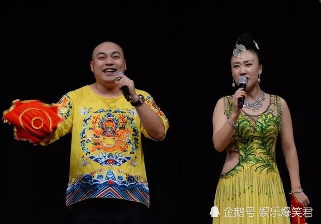 魏三直播秀绝活,能做到不超过三个人,其中包括