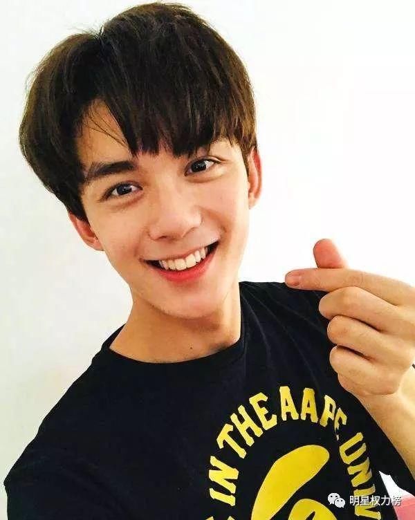 围观北电中戏表演系录取名单,明星考生+系主任