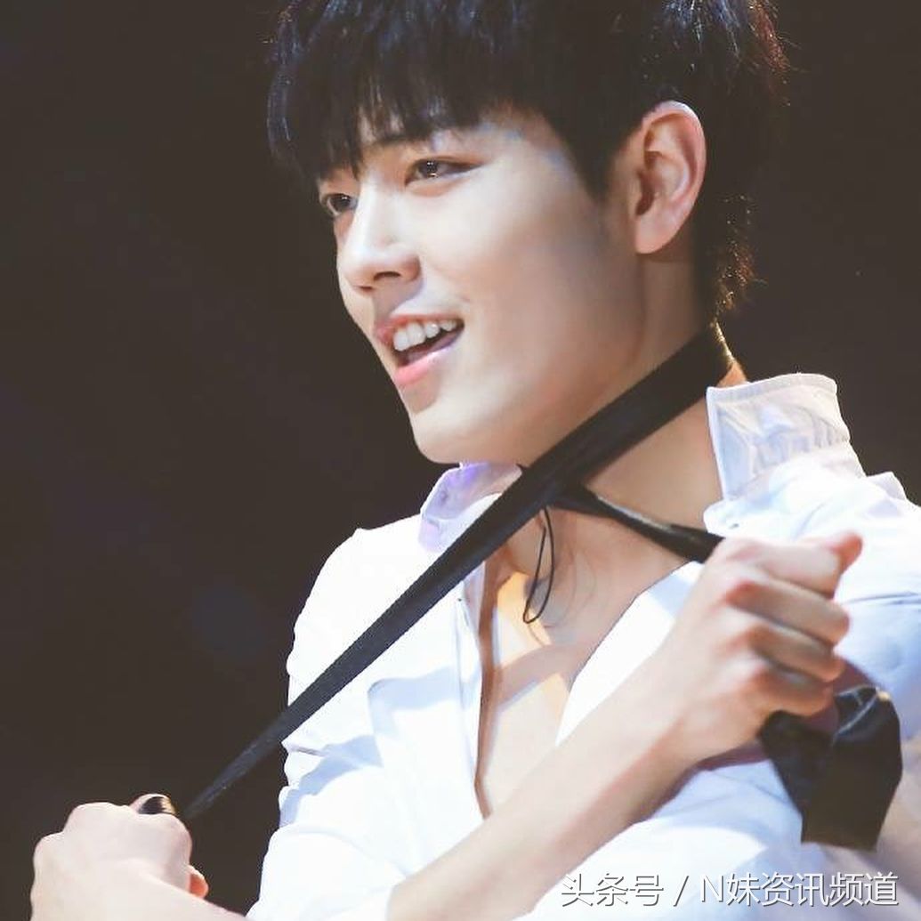 肖战因一张古装照大火,10张私服哪张你最爱?