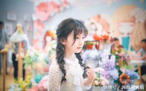 抖音小网红,才9岁就成为行走的衣架,还被王思