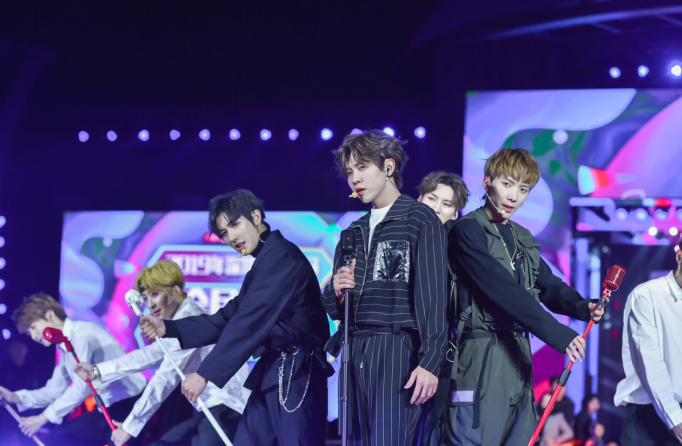 1577853158632878.png 深圳”全民皆星”跨年演唱会在世界之窗上演(图5)