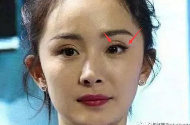 杨幂伊利广告:双眼皮和以前大不一样,是又整容