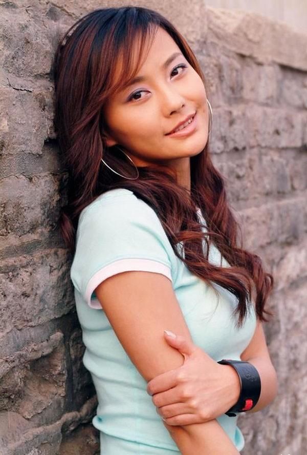 吴奇隆两任老婆都是女星,前任美貌不输刘诗诗