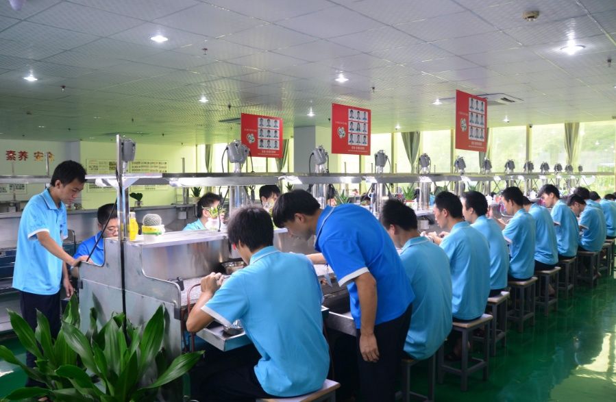 东工厂老板哭诉招工难:90后很快辞职,不愿招7