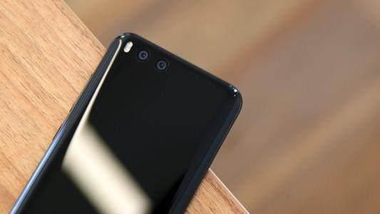 小米8不满意?抢不到?小米6表示:我还能再战两