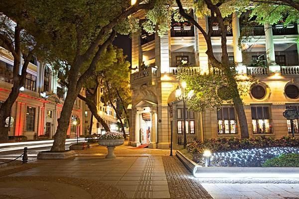 中国城市化率最高的一座省会城市,去年人口增