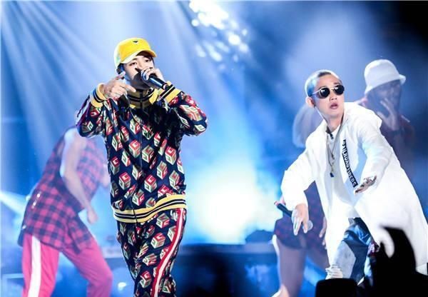 档何炅迅速成综艺新宠,他是个超孝顺好男孩,还