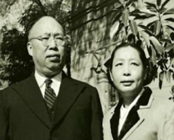 这位安徽女人很牛 是我国第一位女大校 丈夫更