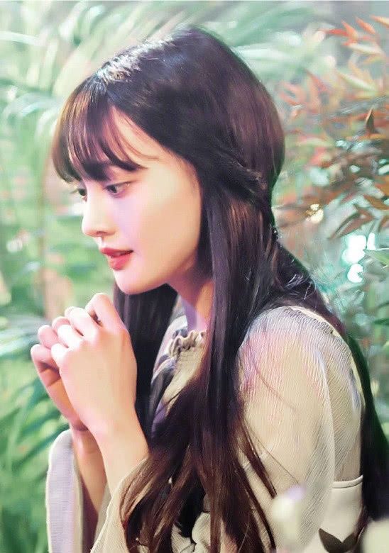 郑爽参加综艺接受采访,正面回应和张翰分手后