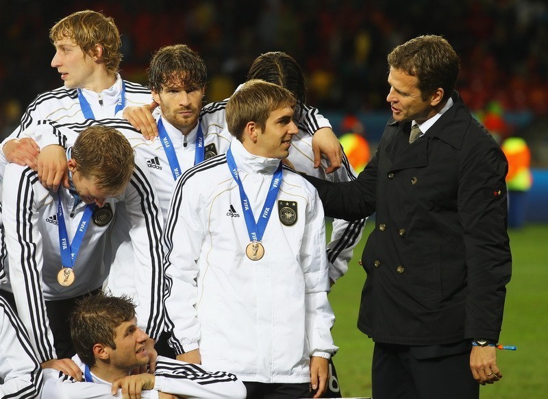 拉姆炮轰德国主帅勒夫:你那套对年轻人已经过