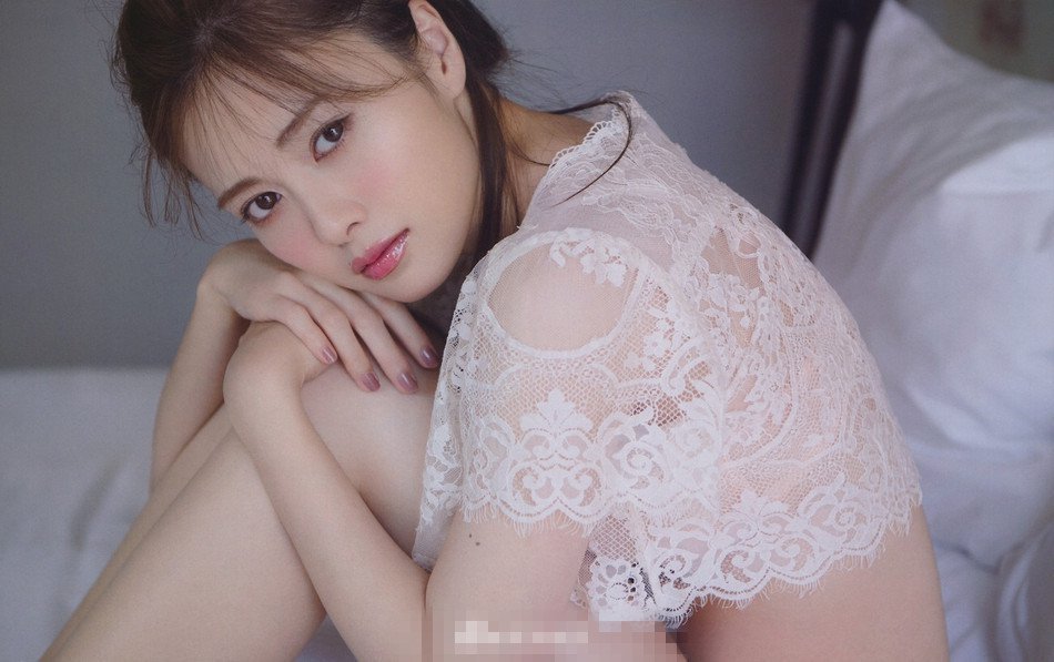 白石麻衣写真曝光蕾丝包裹曼妙身材尽显诱惑 白石麻衣写真曝光蕾丝包裹曼妙身材尽显诱惑