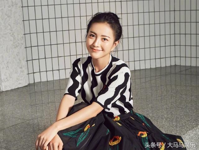 饺子妈妈包文婧竟然是杨幂同学,出演过这么多