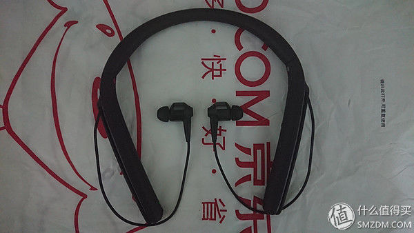 索尼耳机WH-1000XM2WI-1000X开箱简评
