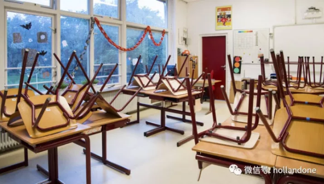 荷兰小学教师罢课 抗议薪资低工作压力高