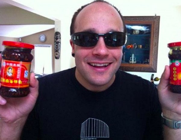 实拍老干妈在国外的售价