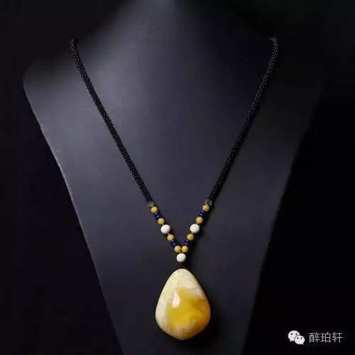 天然琥珀蜜蜡佩戴、保存的注意事项