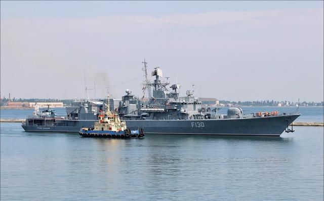 现在知道珍惜了?乌克兰海军最大战舰出海才十