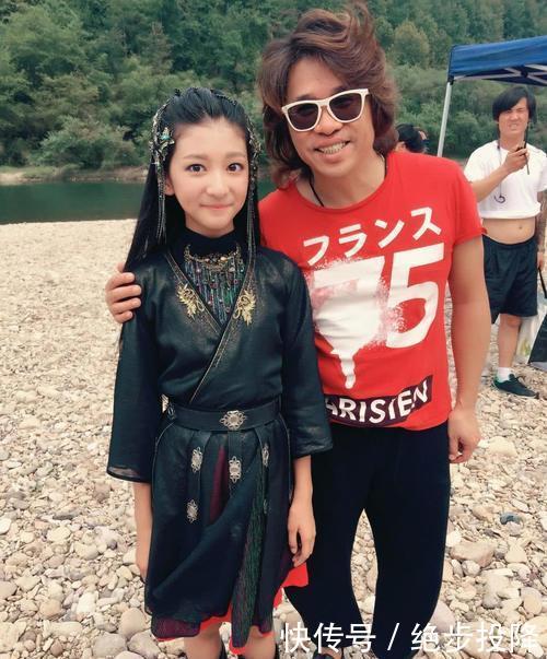 《香蜜沉沉烬如霜》鎏英暮辞婚后生下一个女儿