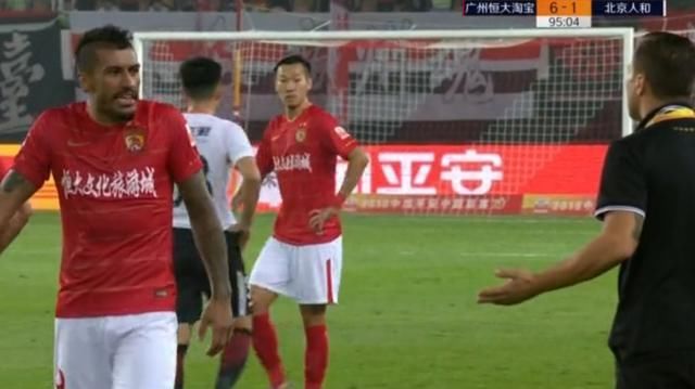 恒大6-1胜结束前,谁注意到卡纳瓦罗的罕见举动