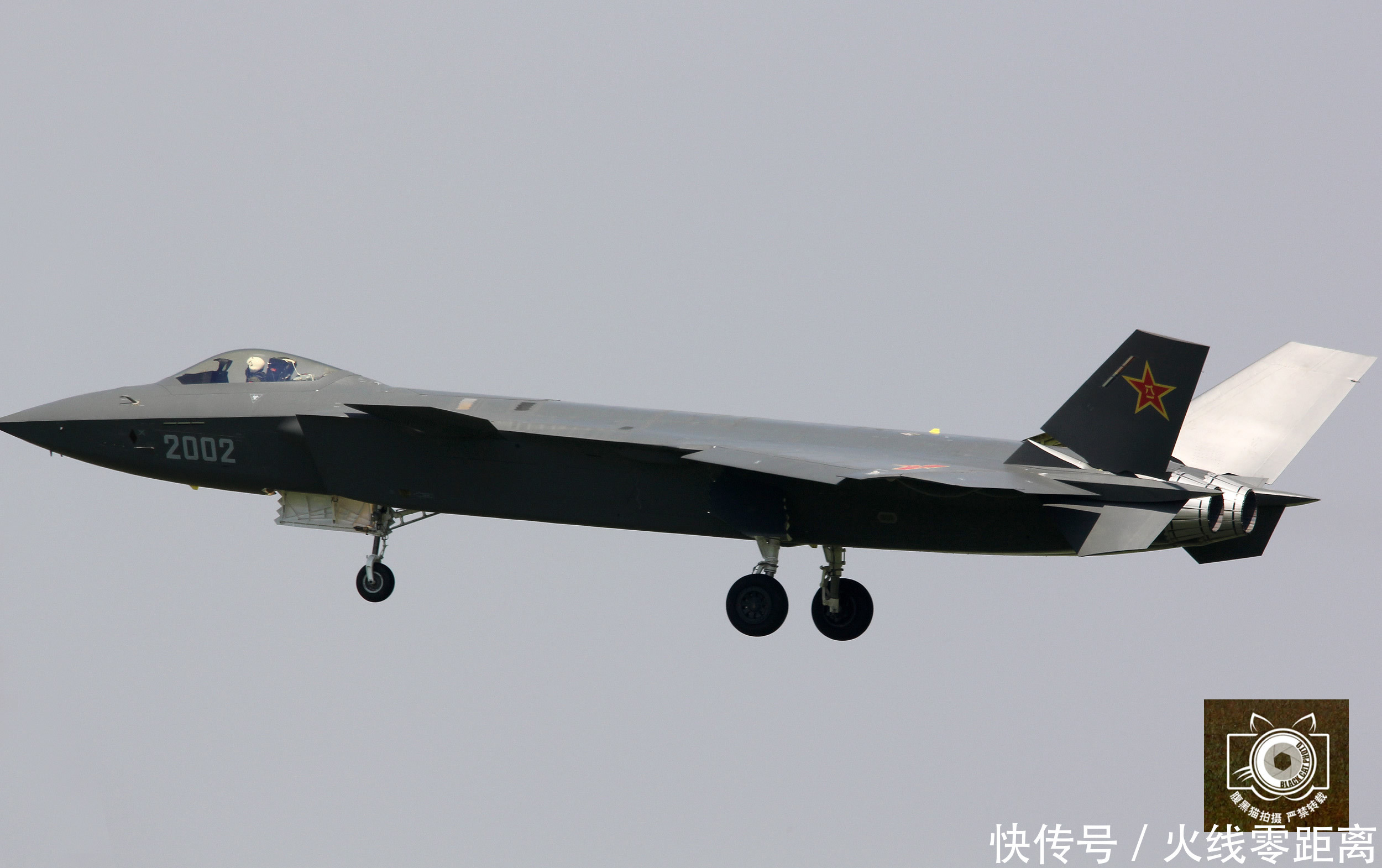 美军最担心的事情发生,歼20速度突破极限,每秒