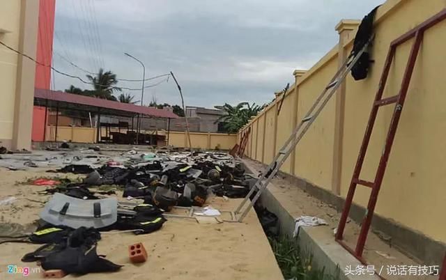 越南骚乱致警察局车辆全部被烧毁,当局拘押上