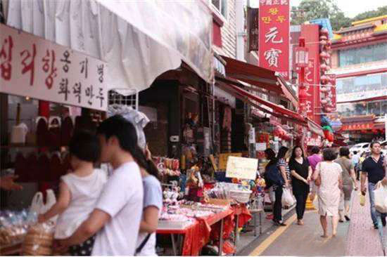 中国居住韩国人最多的一个城市,数量将近百万