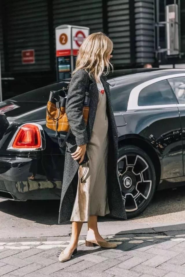 会穿衣服和不会穿衣服的姑娘,差距到底有多大