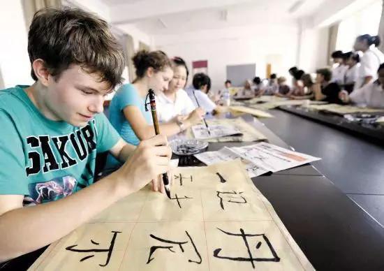 俄准备把汉语纳入全国统一考试 这些国家也已